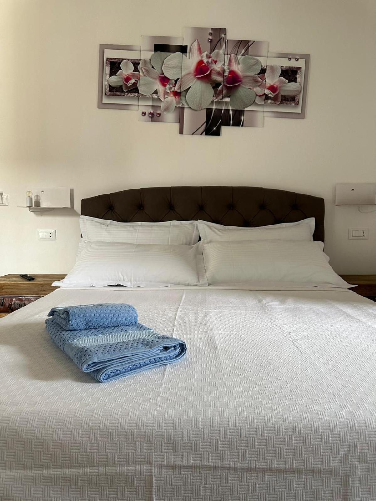 Il Glicine Hotel Парма Екстериор снимка