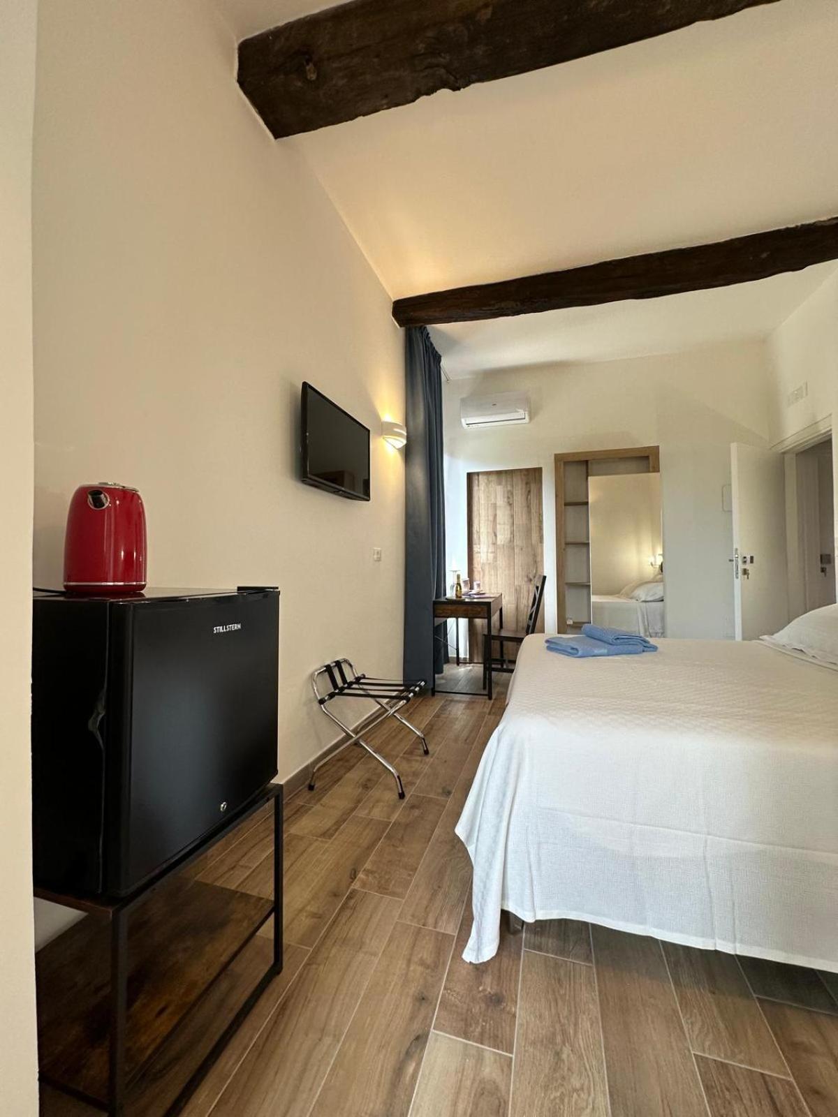 Il Glicine Hotel Парма Екстериор снимка
