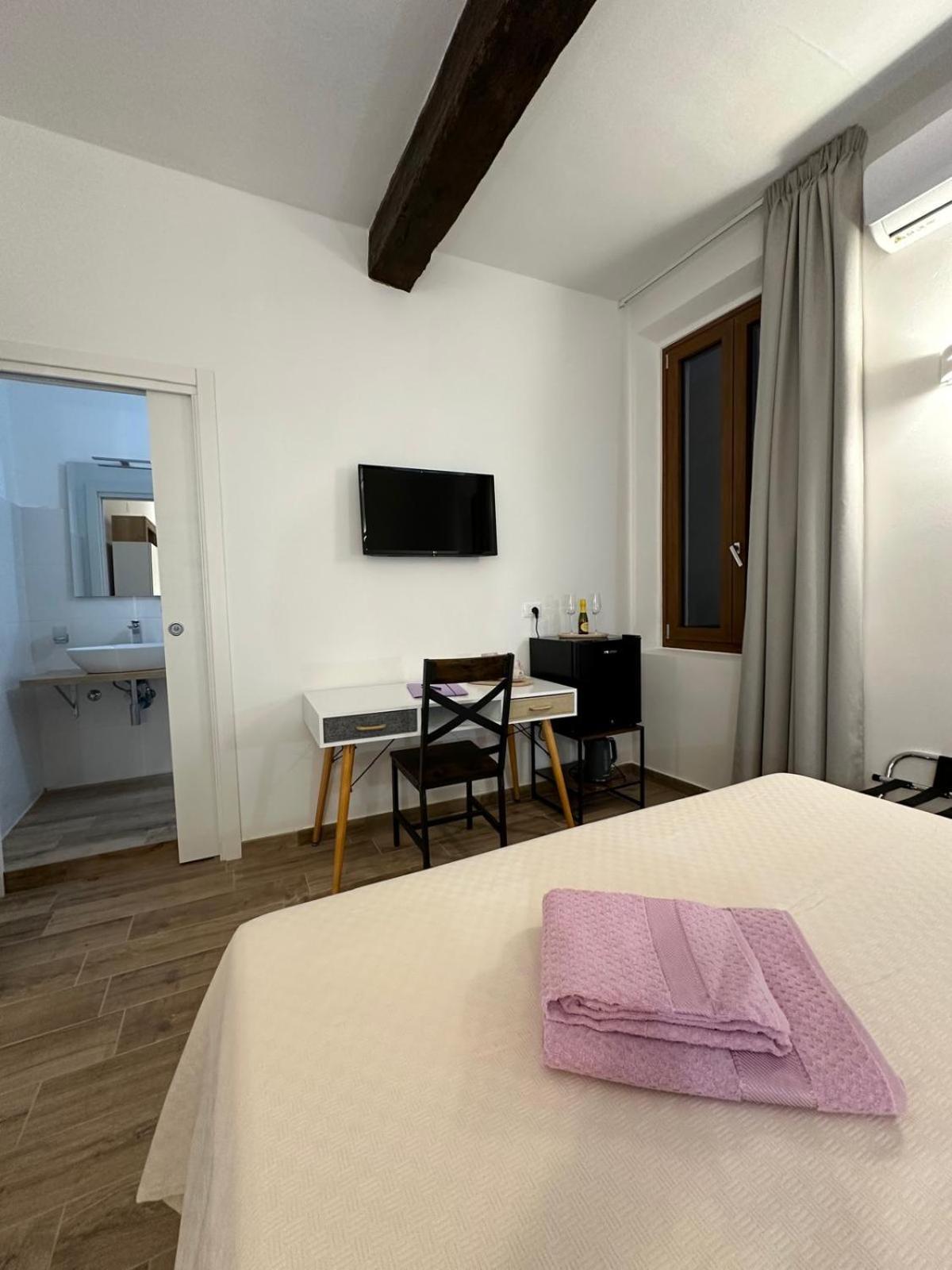 Il Glicine Hotel Парма Екстериор снимка